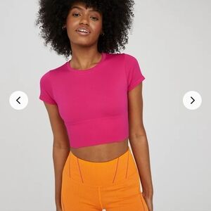 OFFLINE By Aerie Sidewalk Seamless Cropped T-Shirt Pink